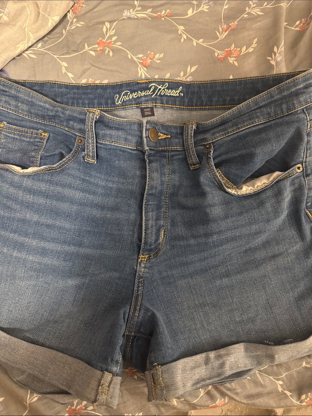 Universal Thread Medium Blue Boyfriend Jean Shorts